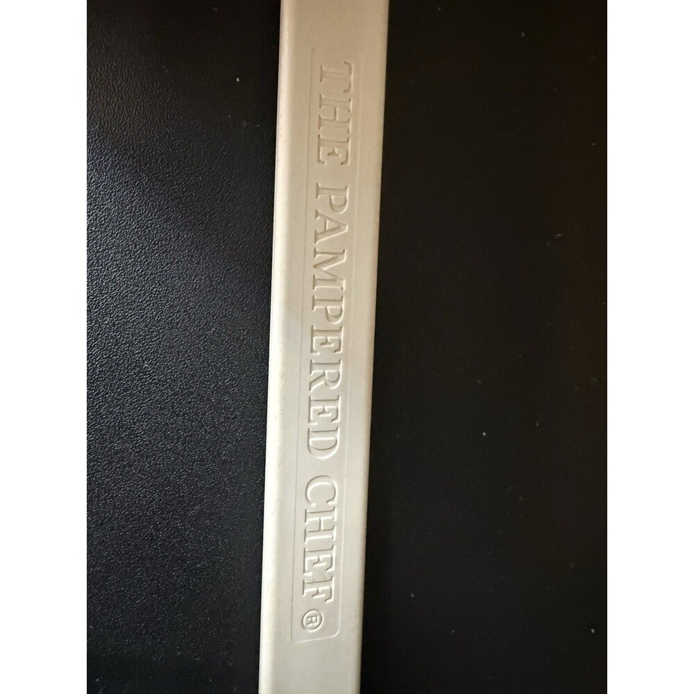 Pampered Chef Mix 'N Scraper - Picture 6 of 6